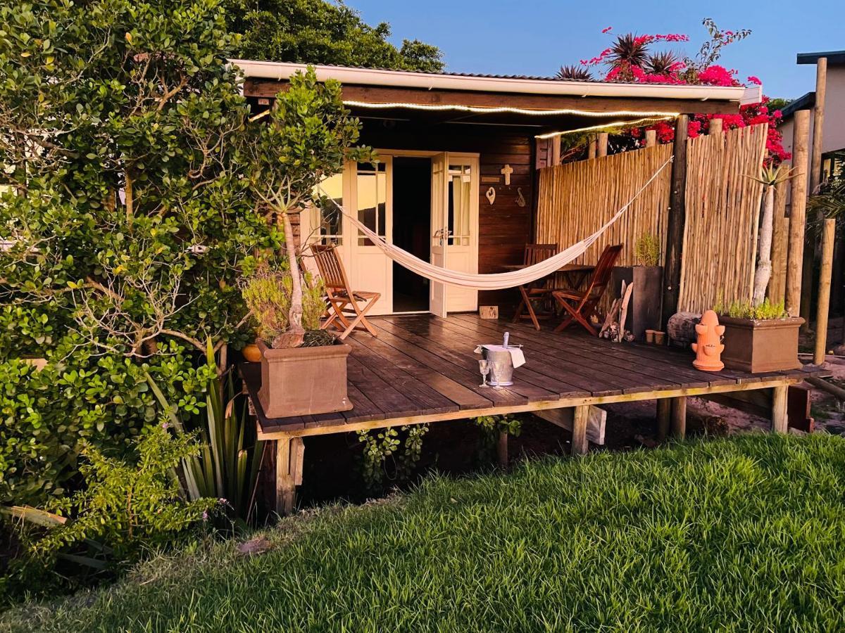 Moonriver Cottage, Prime Lagoon Views & Solar Power Книсна Екстер'єр фото